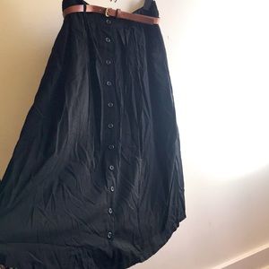 ModCloth flowy skirt with belt and pockets